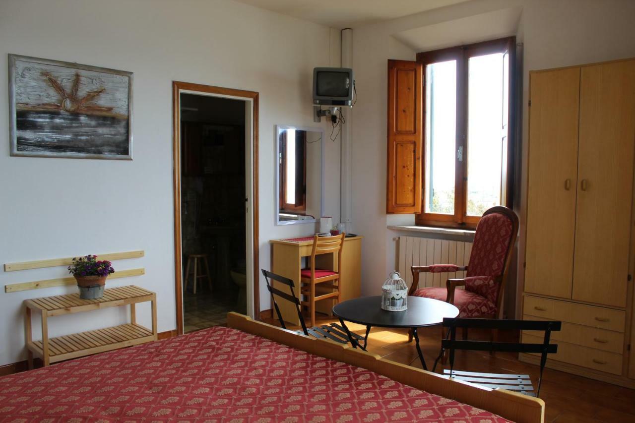 קסטיליאונצ'לו Hotel La Marinella מראה חיצוני תמונה